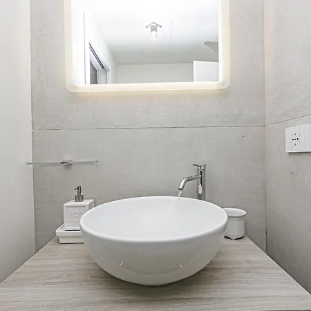 Apartment Iflat La Casa Sul Waterfront Di Levante Genua